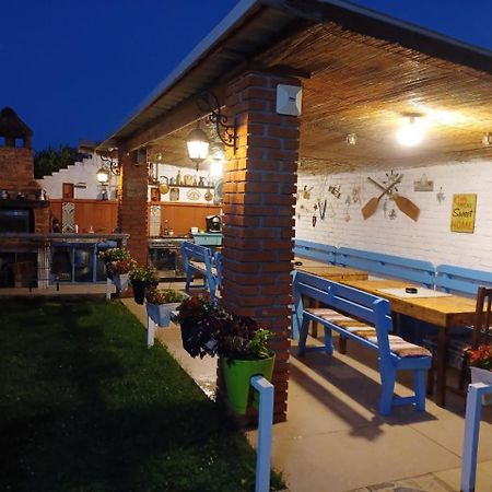 Vila Jone Golem  Exterior foto